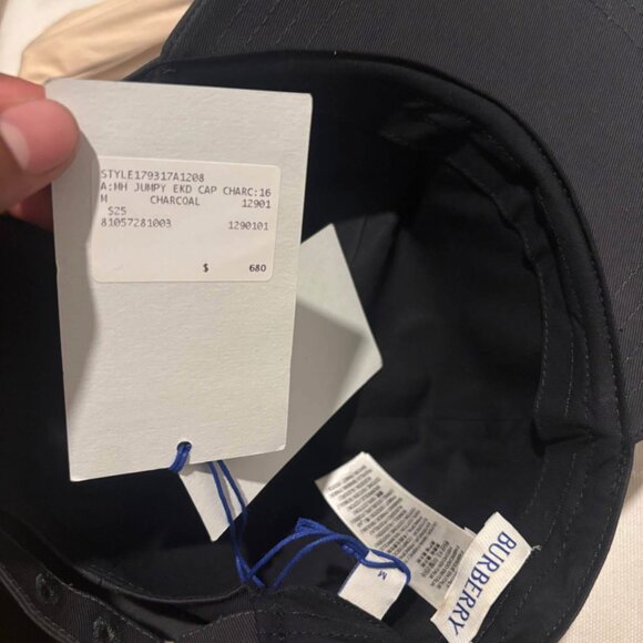 Brand New Authentic Burberry cap - Picture 6 of 8